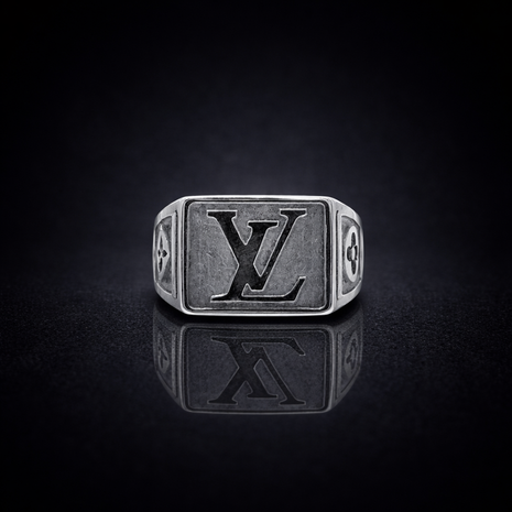 Louis Vuitton v1 Ring