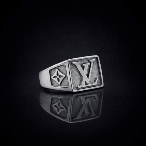 Louis Vuitton v1 Ring