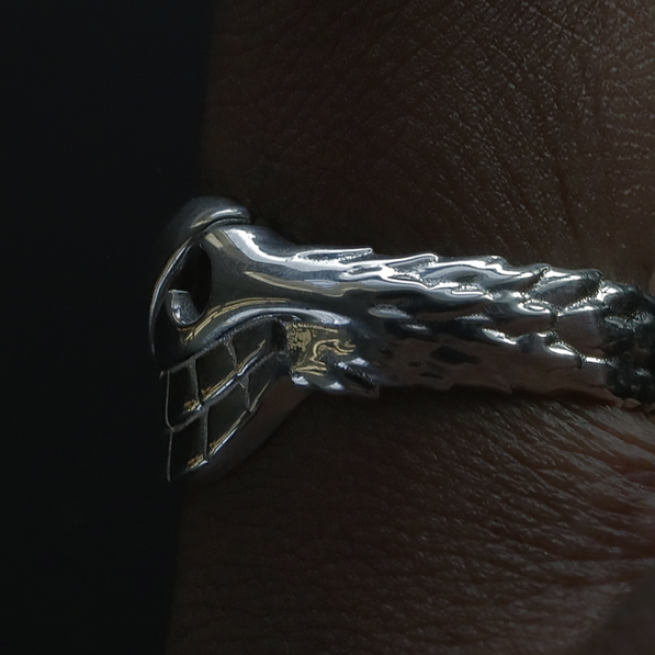 Devil Doc Ring Heavenly Demon - Solid Silver Doflamingo Inspired Ring – Yokai Jeweler